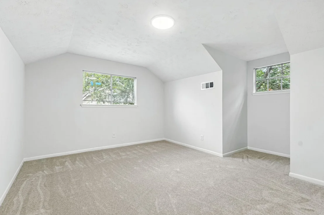 Photo of 606 Orangewood Drive