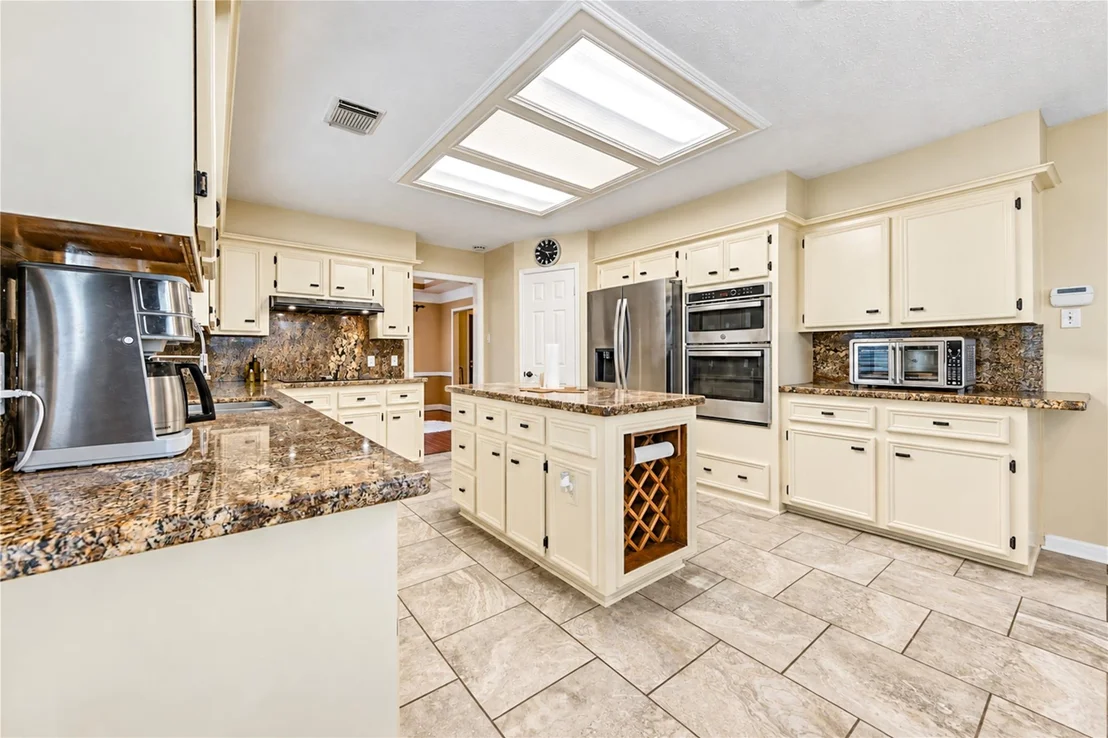 Photo of 7303 Starbridge Drive