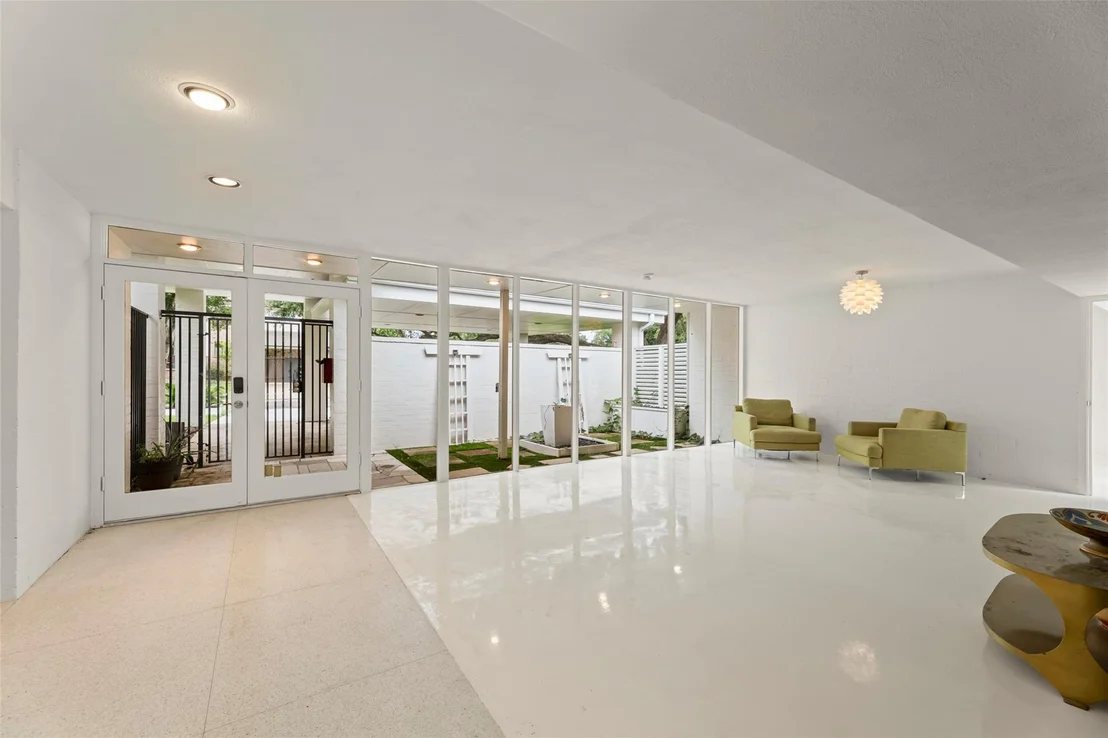 Photo of 10211 Willowgrove Drive