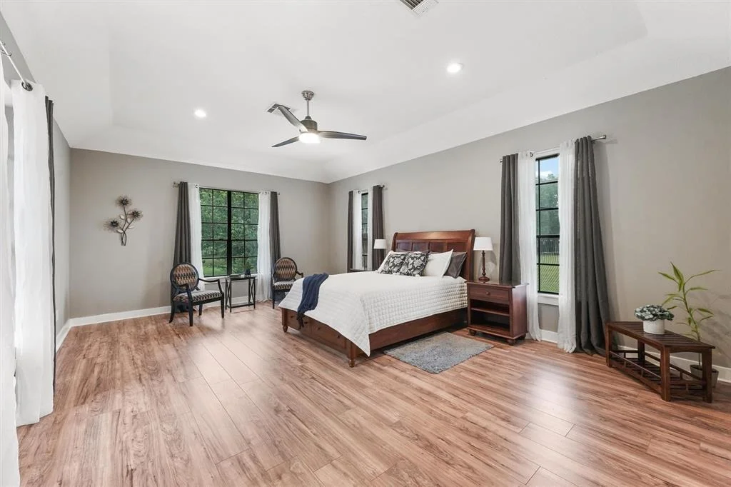 Photo of 7522 Fairchild Road