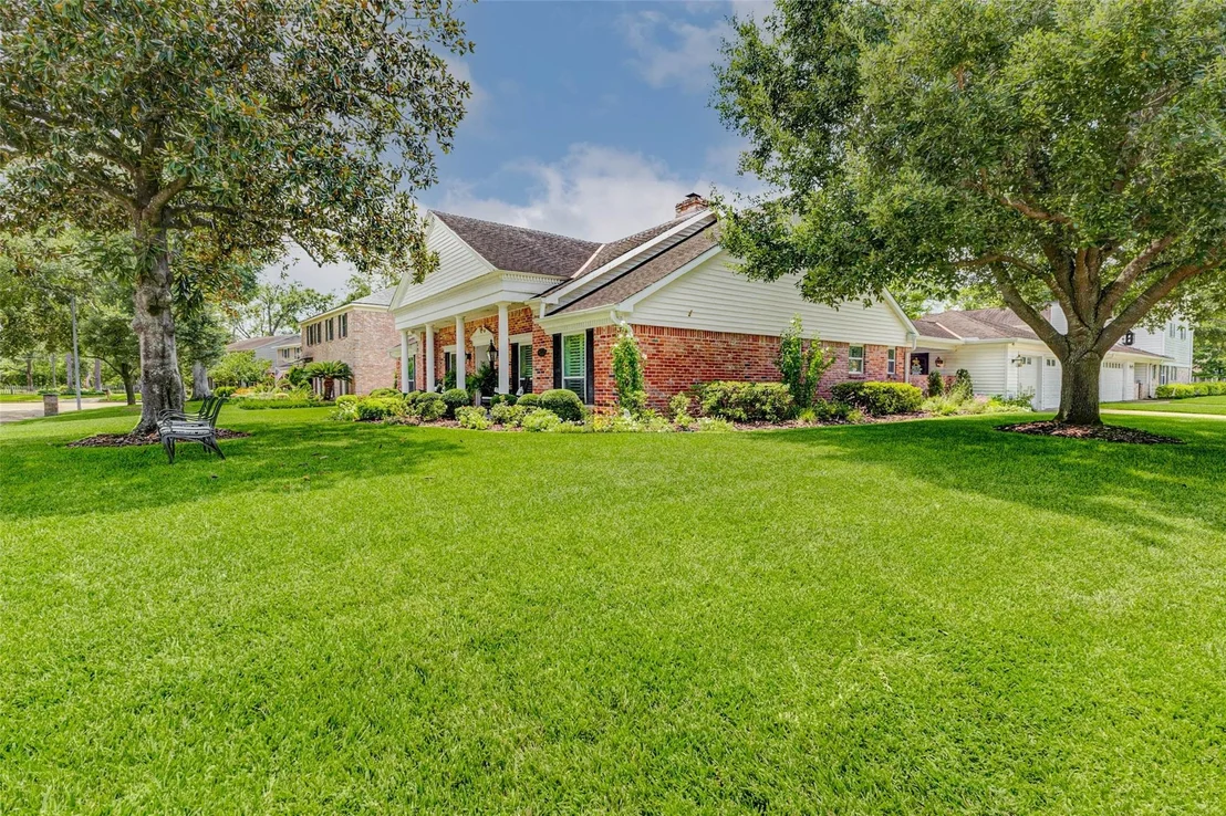 Photo of 315 Thicket Lane