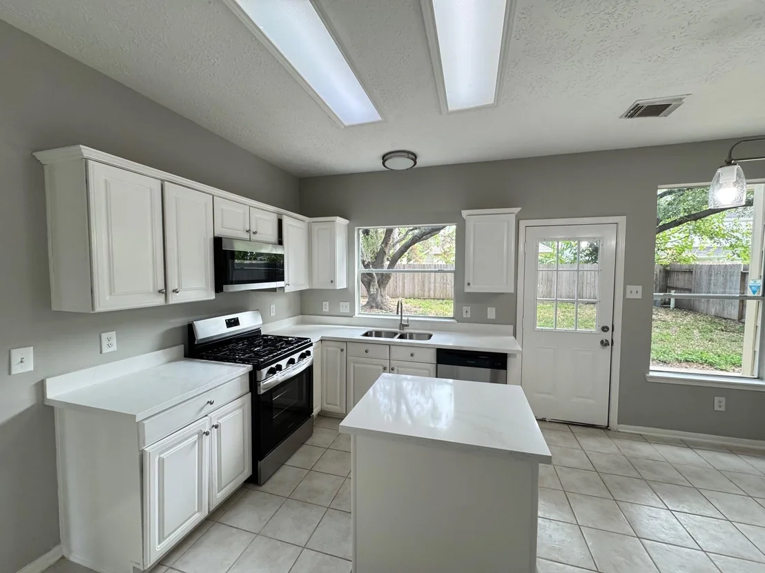 Photo of 9607 Trailing Moss Drive