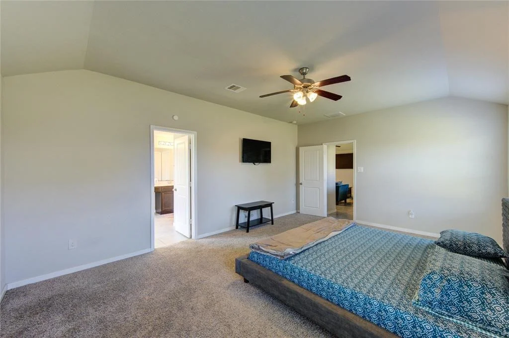 Photo of 9011 Hemlock Drive