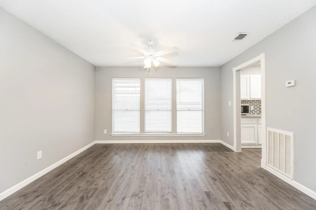 Photo of 6638 Cove Lake Drive