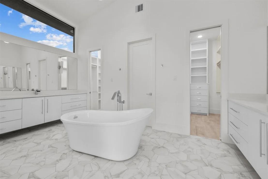 Photo of 3932 Windsor Mist Lane