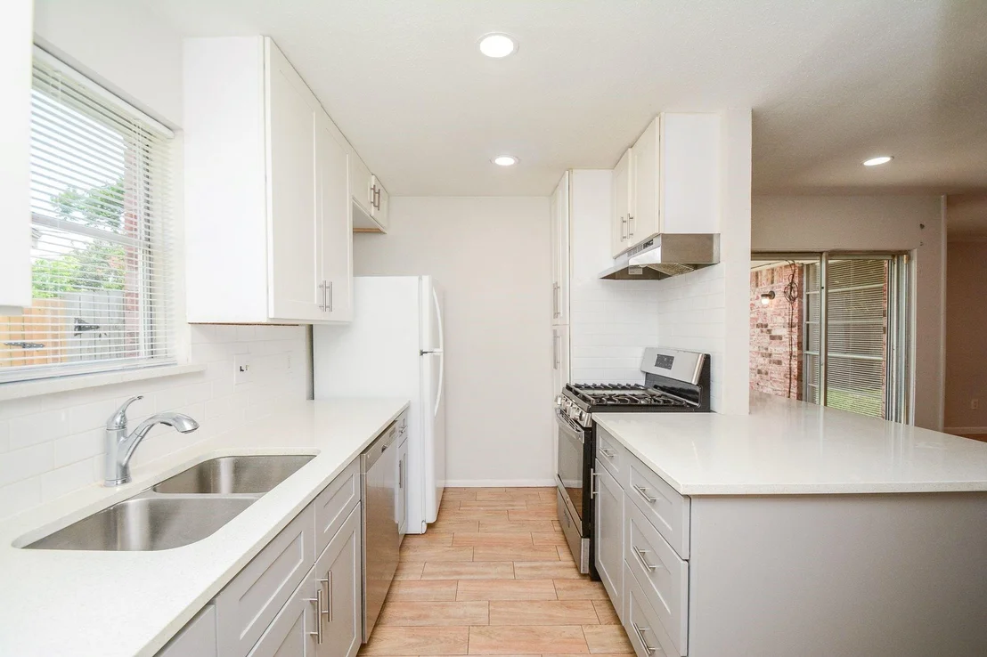 Photo of 6002 Verdome Lane