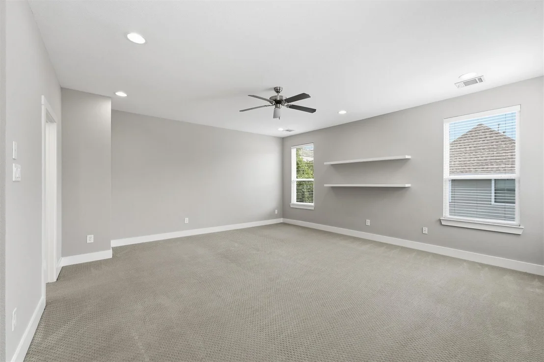 Photo of 5326 Darling Street