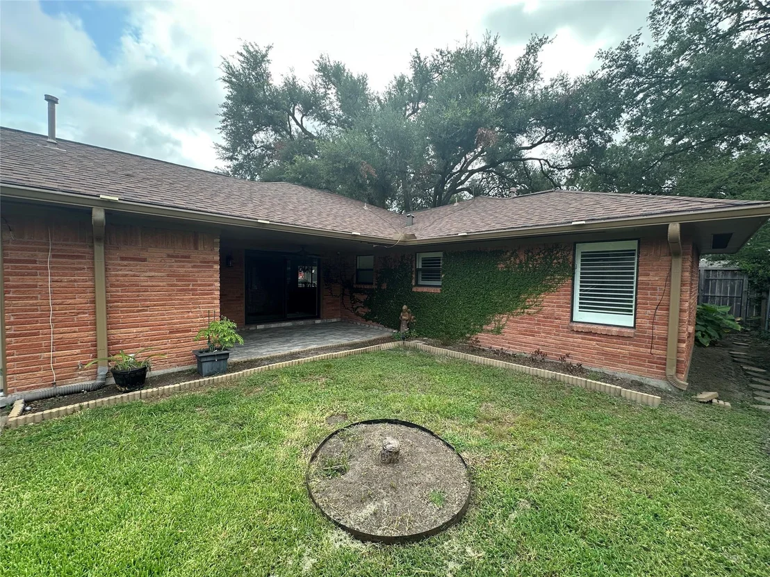 Photo of 2123 Ridgecrest Drive