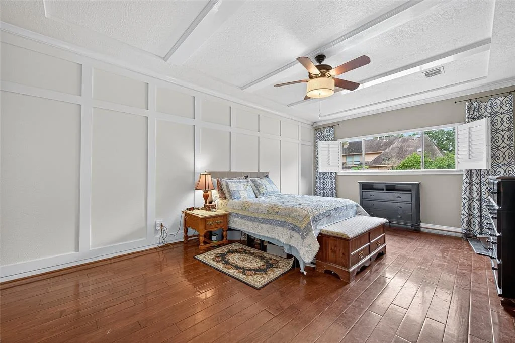 Photo of 18327 Forest Elms Drive