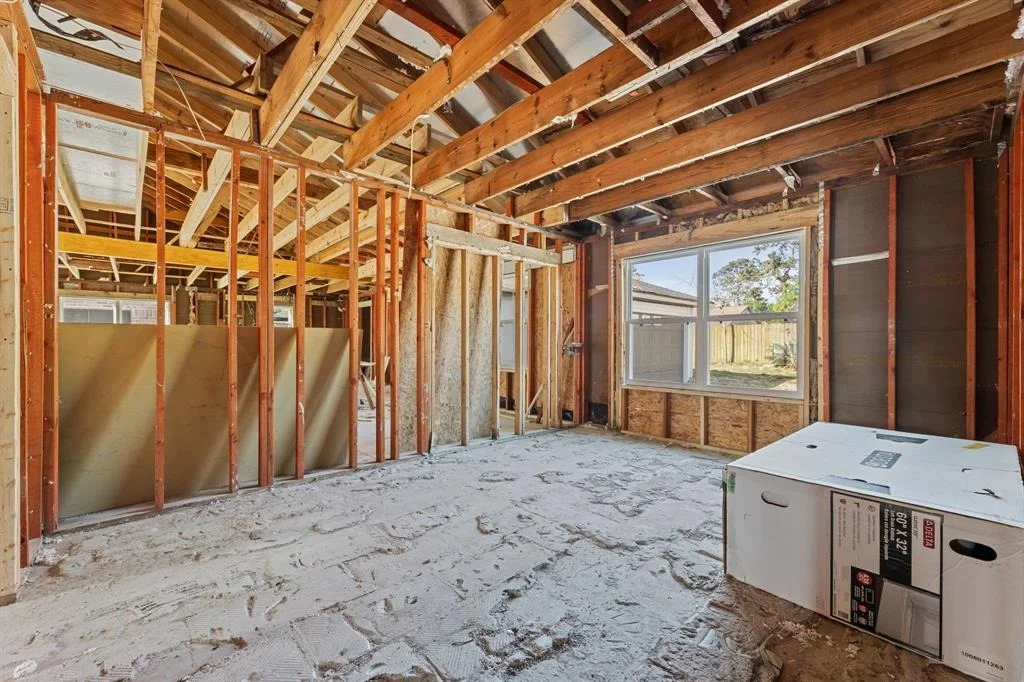 Photo of 17615 Huntersglen Circle