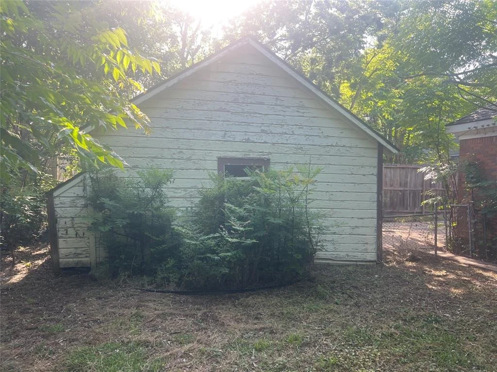 Photo of 2510 Swift Boulevard