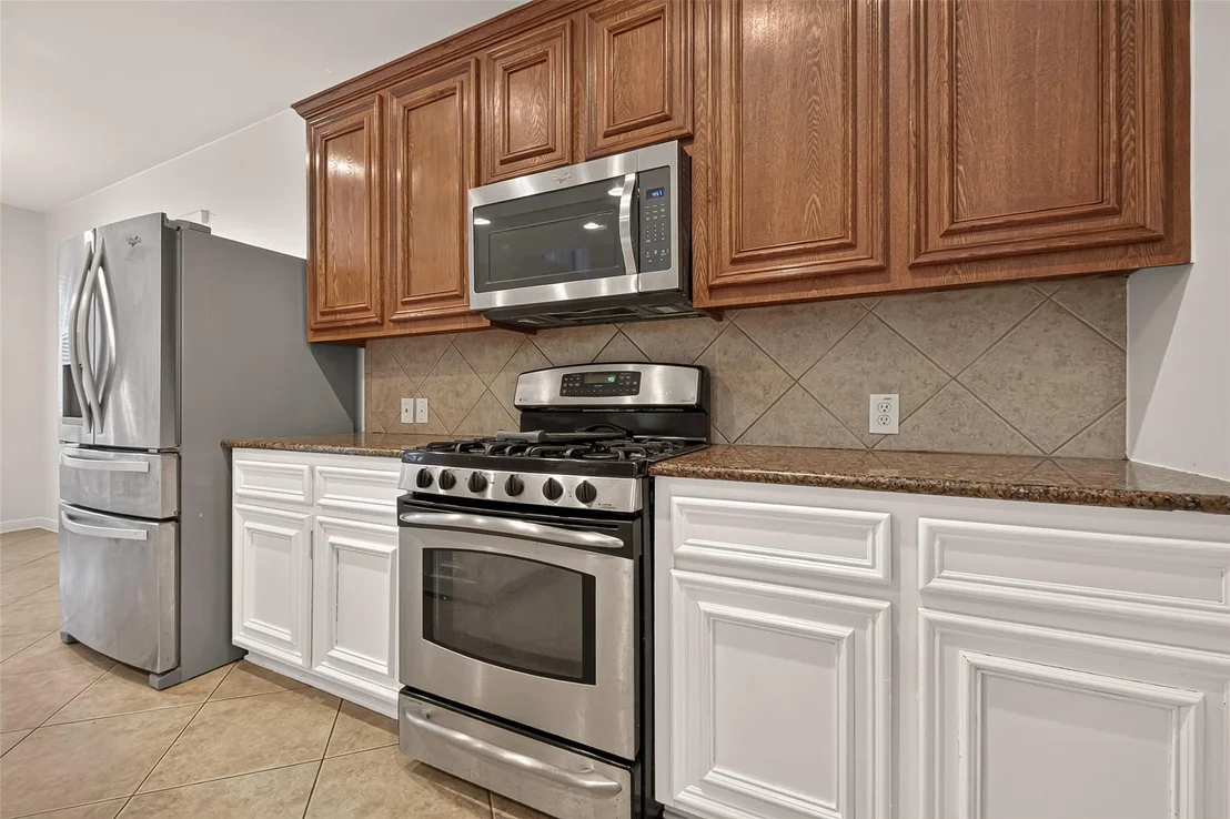 Photo of 331 Silver Creek Circle