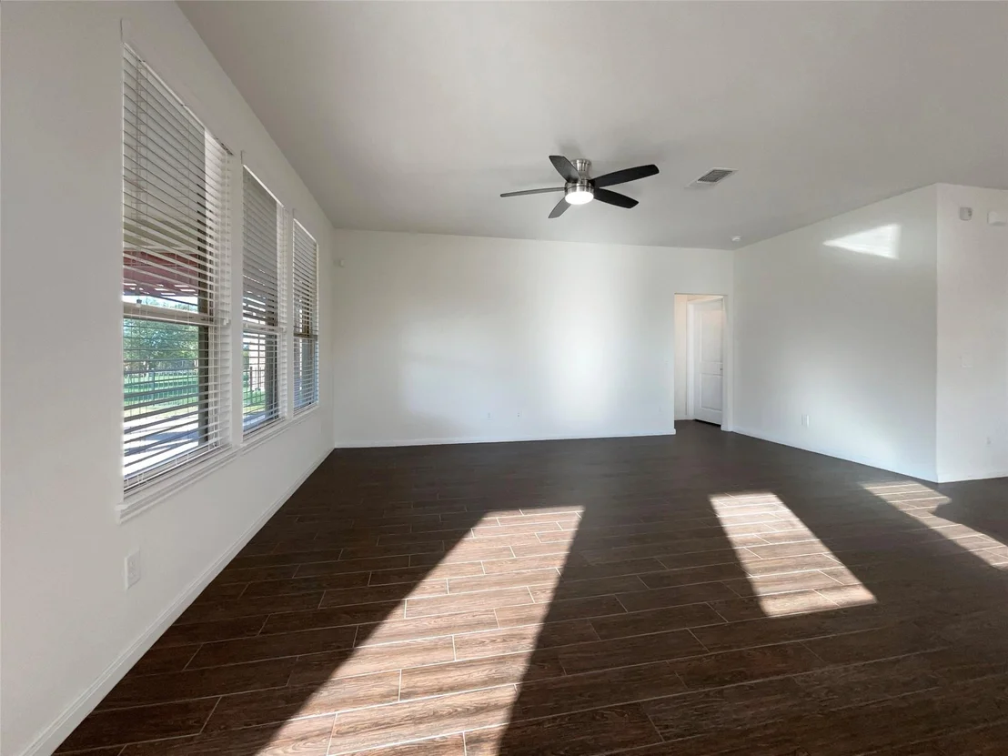 Photo of 3403 Satin Leaf Lane