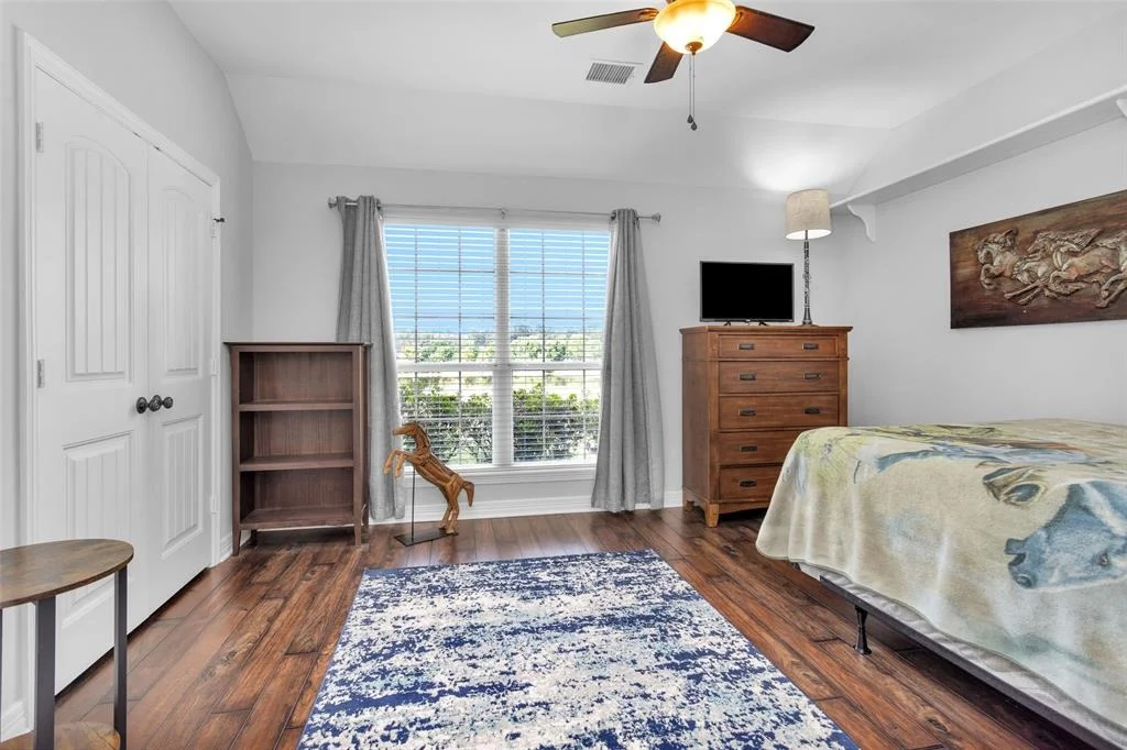 Photo of 10810 Farrell Road
