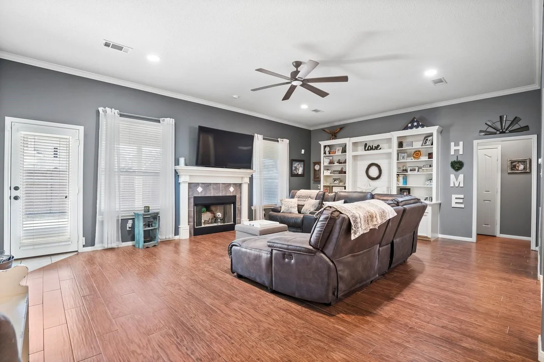 Photo of 9292 Deepwater Drive