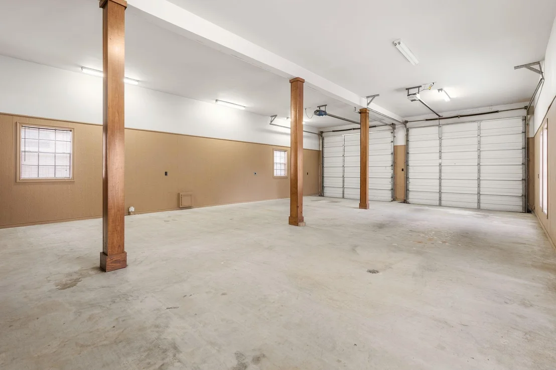 Photo of 105 Greenbriar Drive