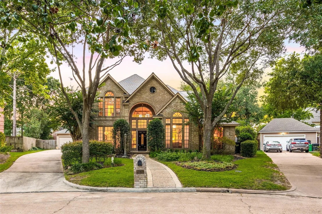 Photo of 8631 Asprey Court