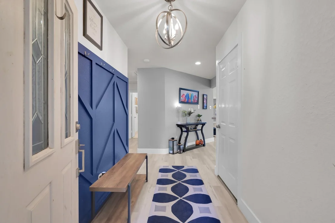 Photo of 123 Genesee Ridge Drive