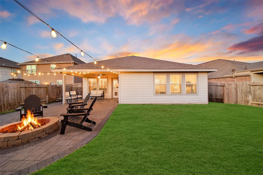 Photo of 5817 Hedwig Hill Lane