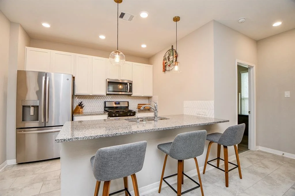 Photo of 6839 Knoll Spring Way