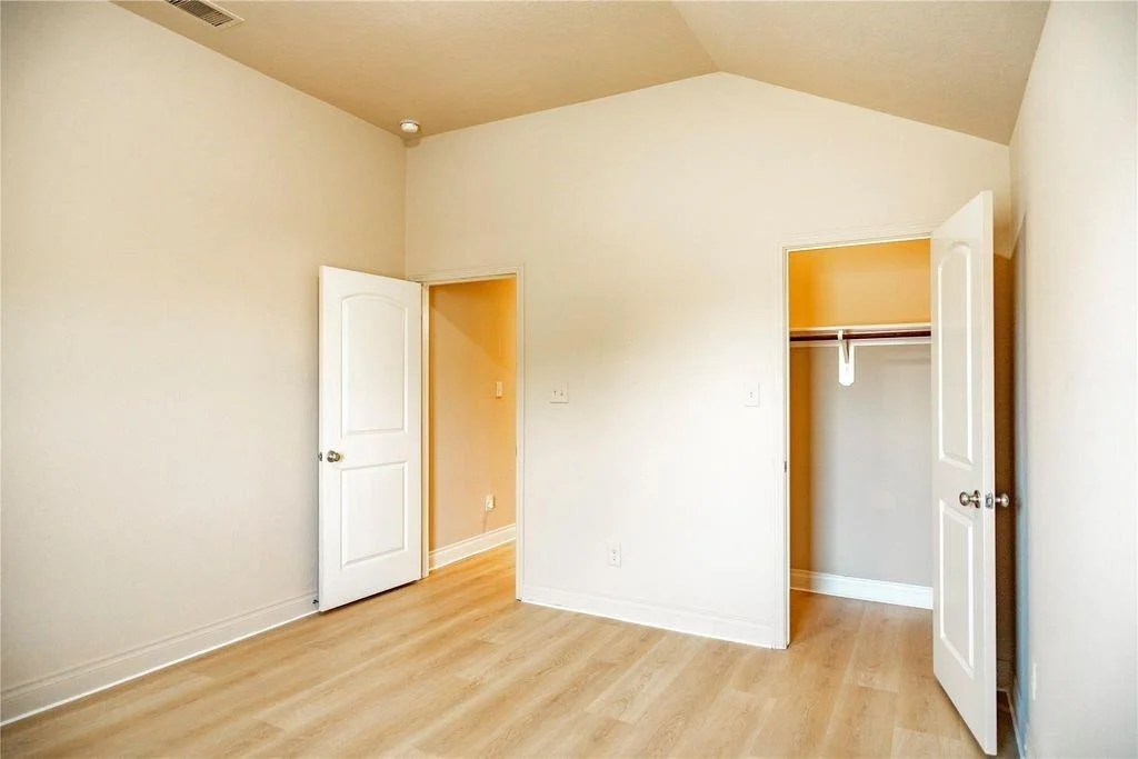 Photo of 10827 Naburn Gate