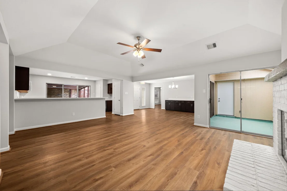 Photo of 8807 Belle Glen Drive
