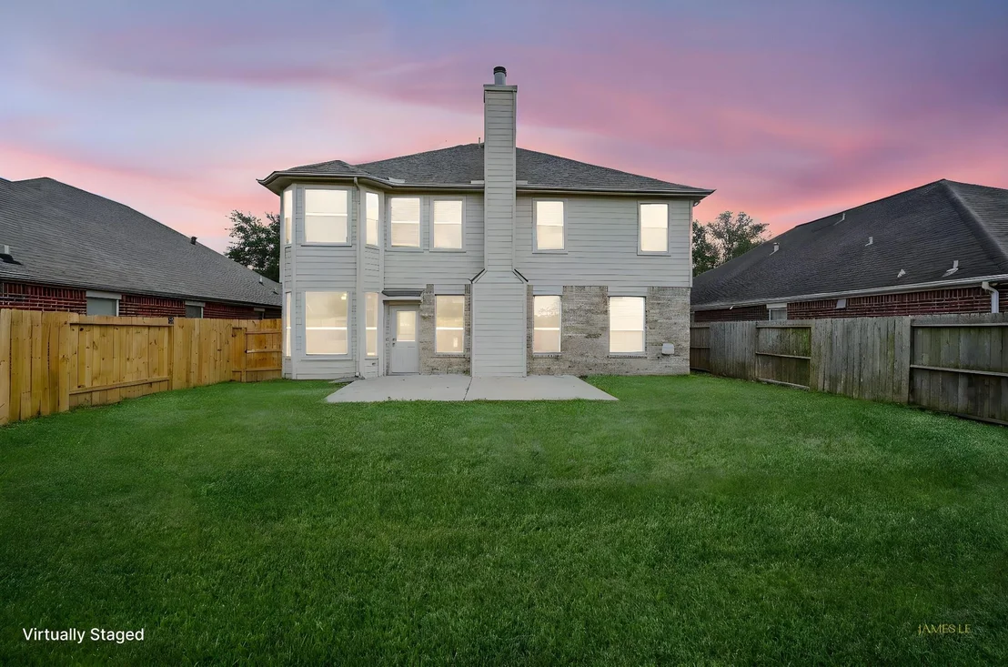 Photo of 11011 Glenora Drive