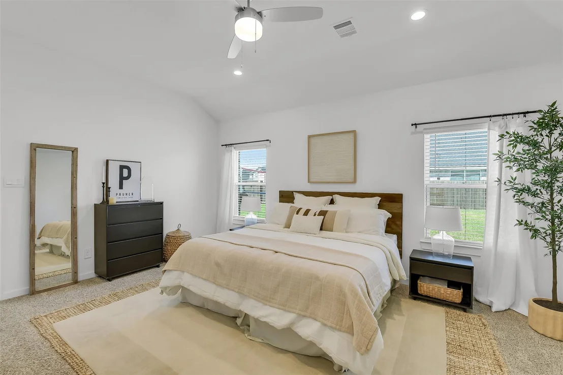 Photo of 3379 Voda Bend