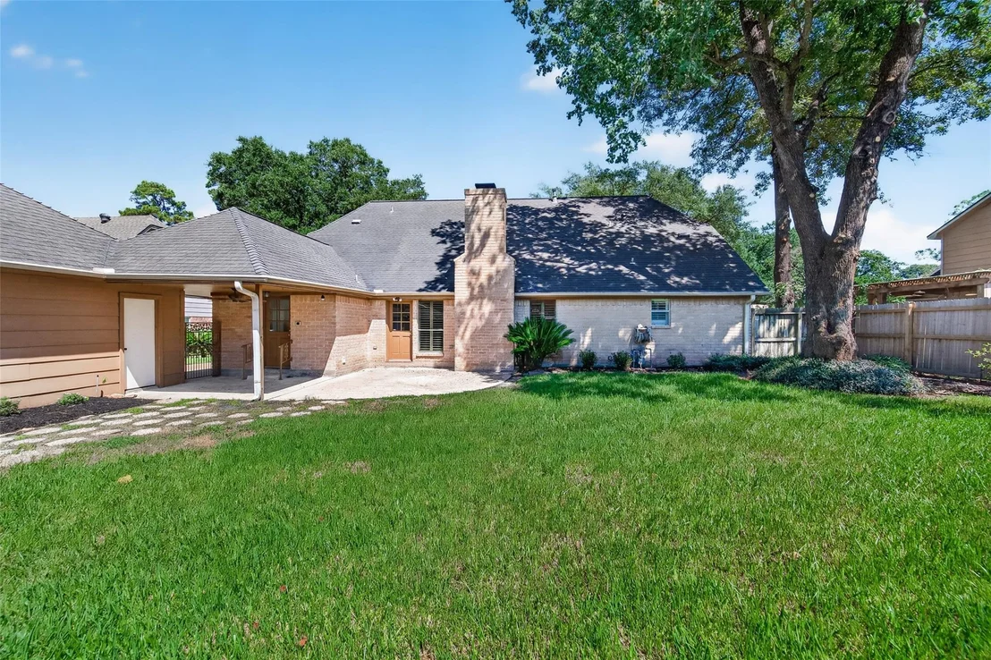 Photo of 20011 Pinehurst Bend Drive