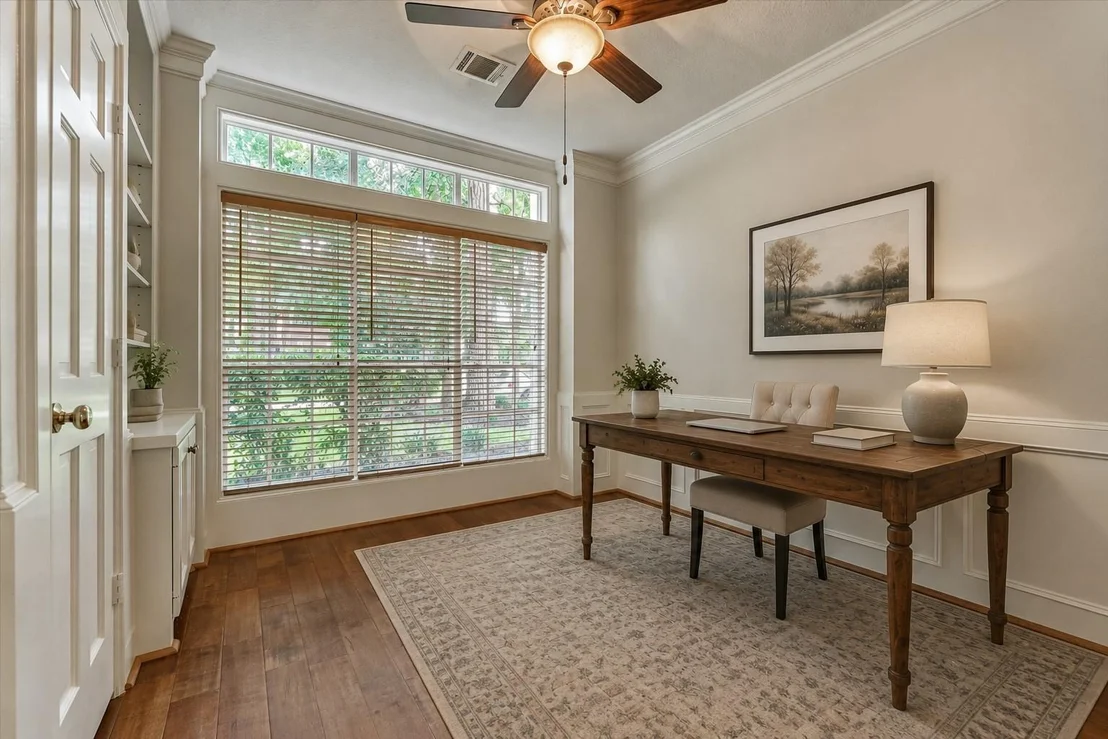 Photo of 168 W Shadowpoint Circle