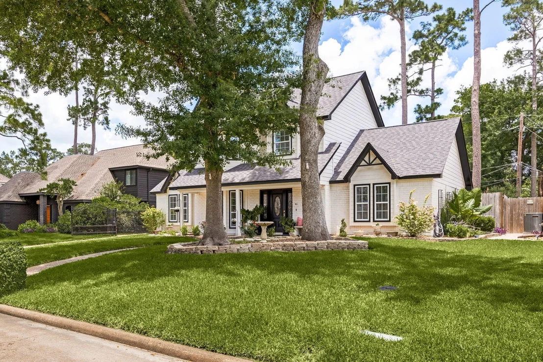 Photo of 12106 Oakcroft Drive
