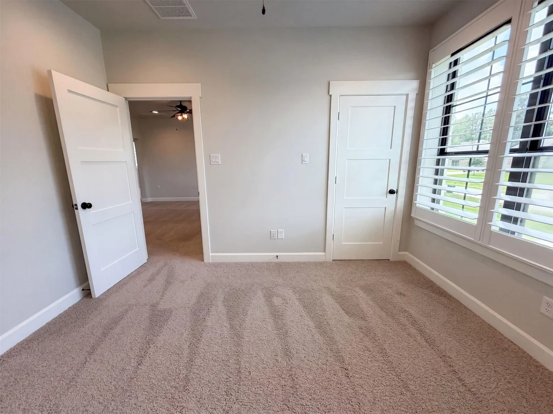 Photo of 21211 Hidden Bend Loop