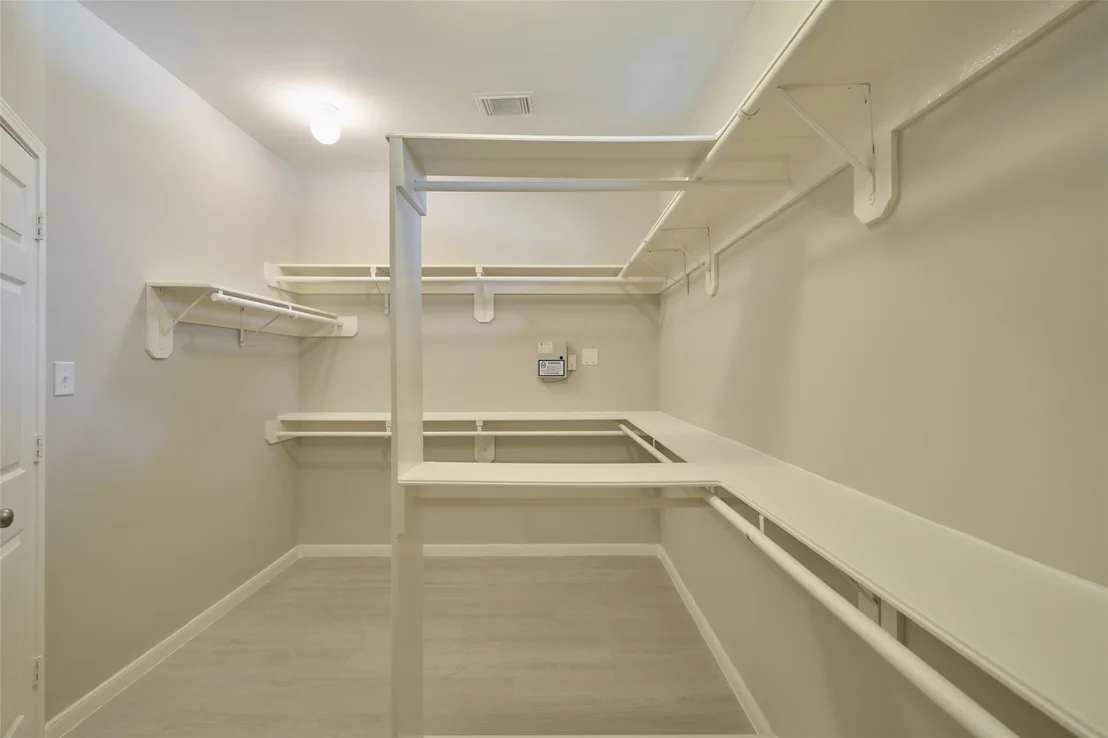 Photo of 12415 Shadowknoll Drive