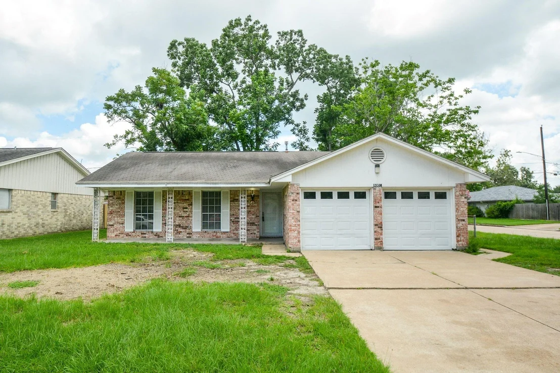 Photo of 6002 Verdome Lane