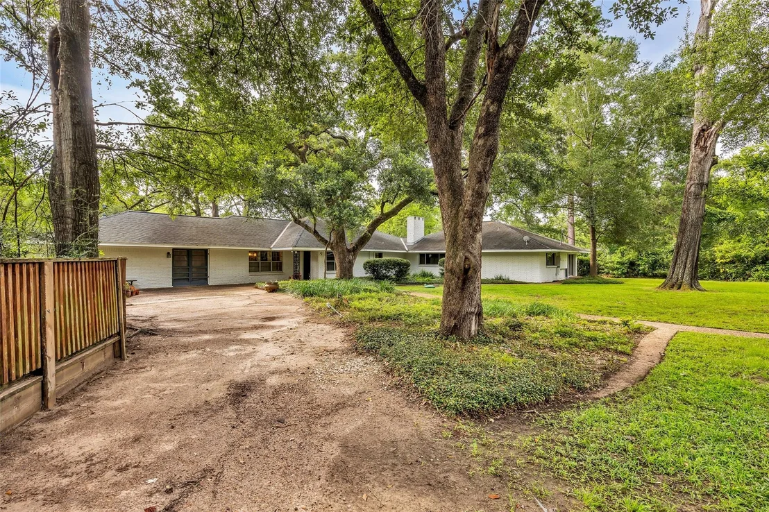 Photo of 11427 Glenora Drive