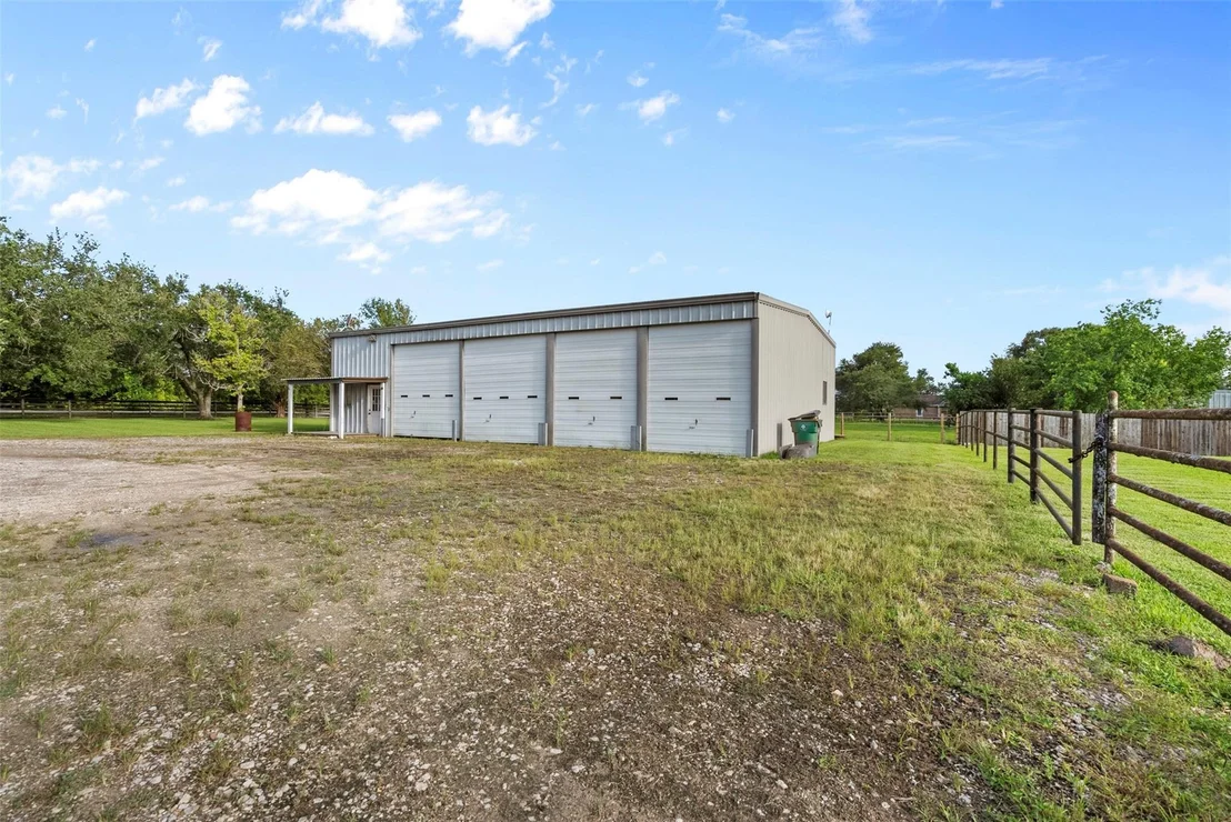 Photo of 6516 Mcginnes Road