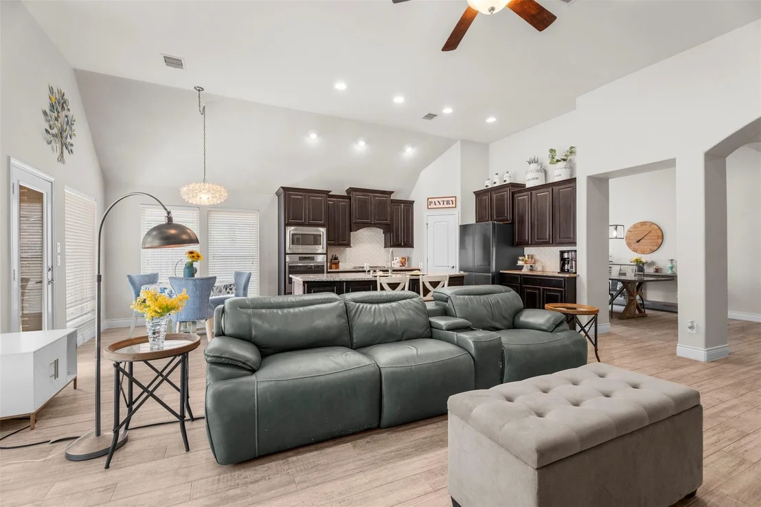 Photo of 27938 Emory Cove Drive