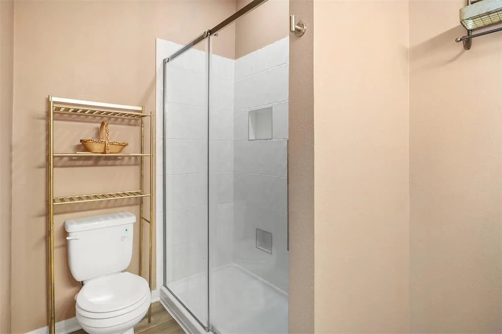 Photo of 5513 Fox Bluff Drive