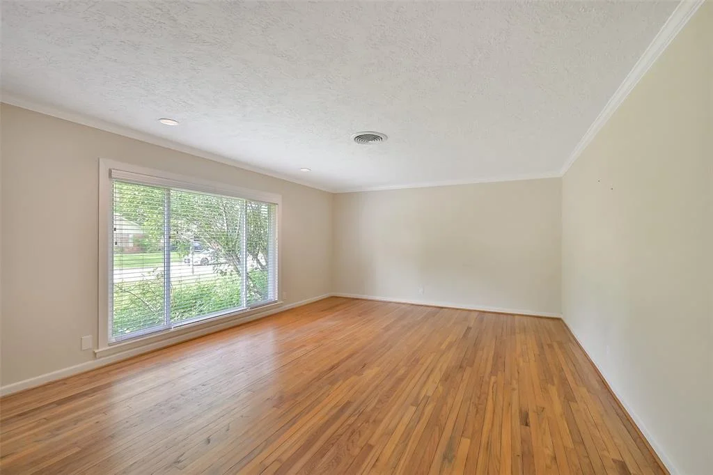 Photo of 5043 Redstart Street