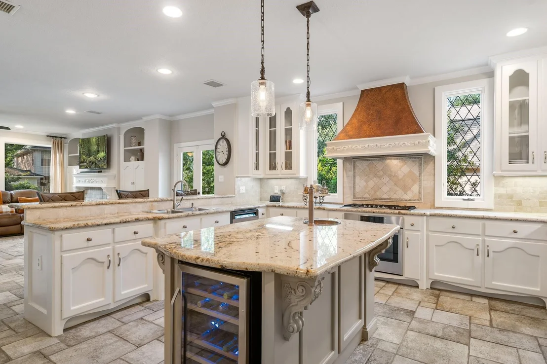 Photo of 162 N Taylor Point Drive
