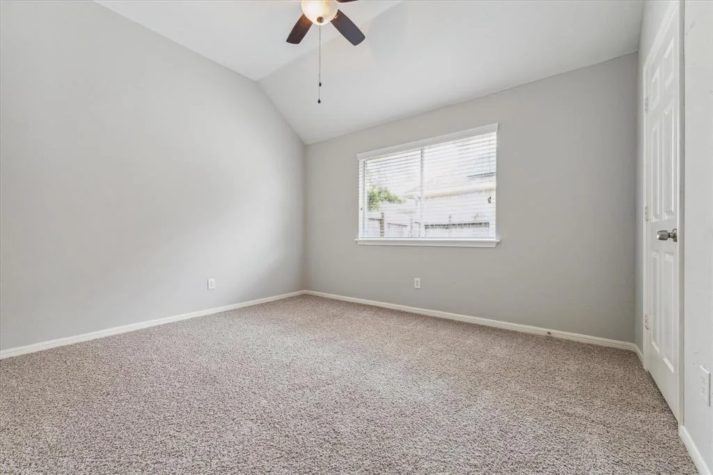 Photo of 4722 Robins Way