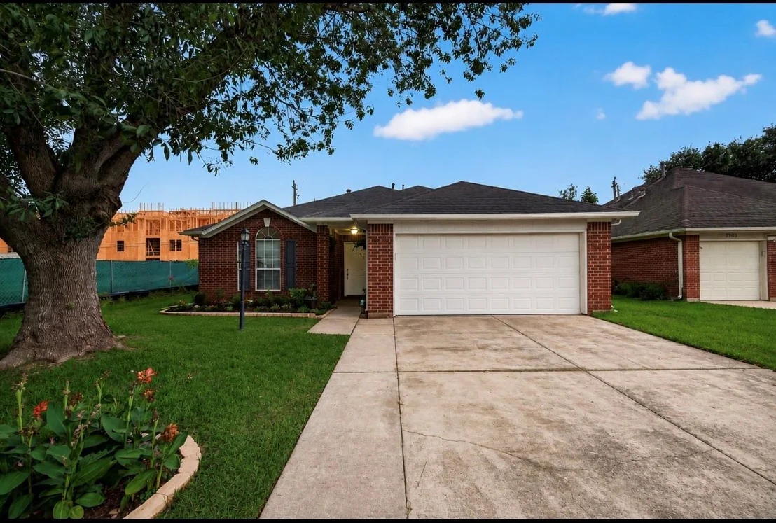 Photo of 3501 Riverside Drive