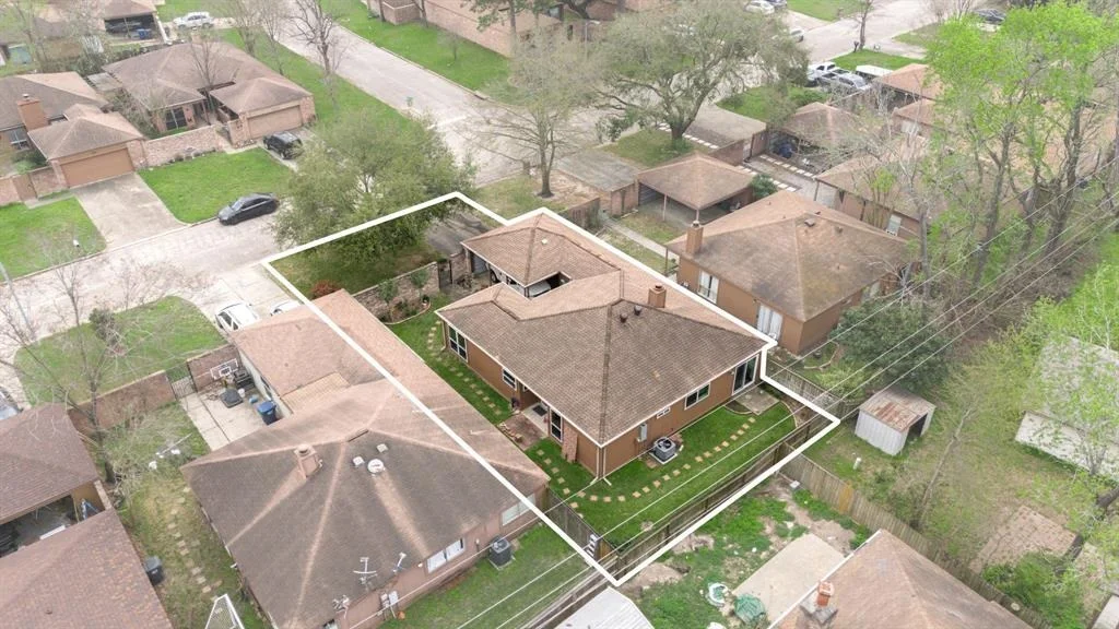 Photo of 6826 Bullinger Drive