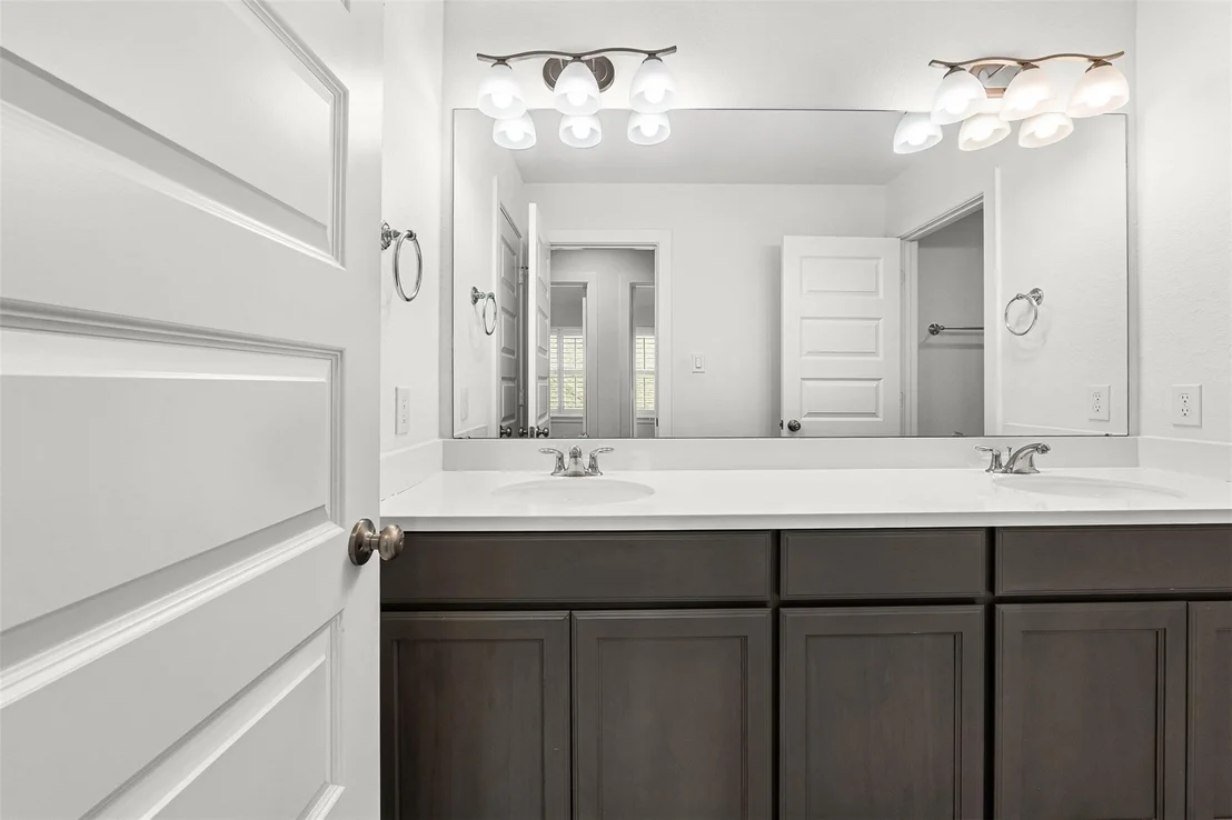 Photo of 28314 Emerald Bend
