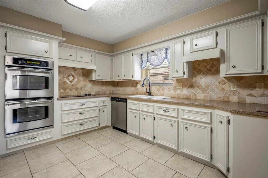 Photo of 12114 Knobcrest Drive