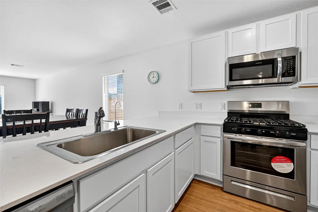 Photo of 27119 Breakaway Lane