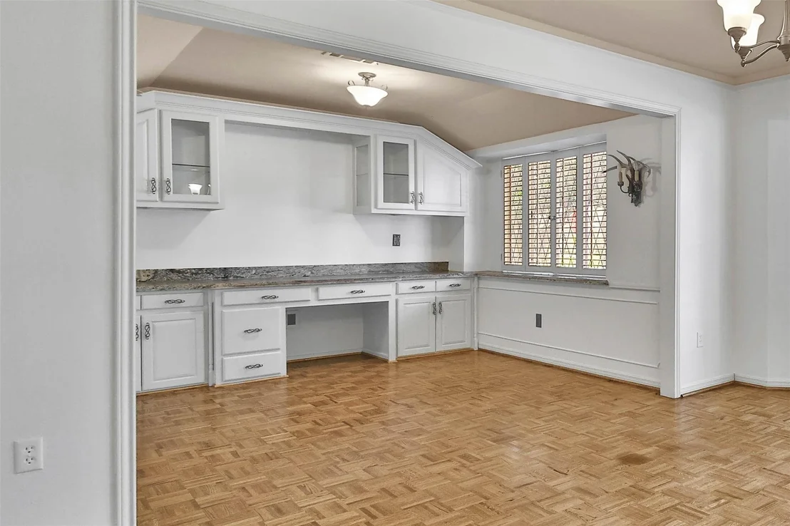 Photo of 1147 Thornton Road