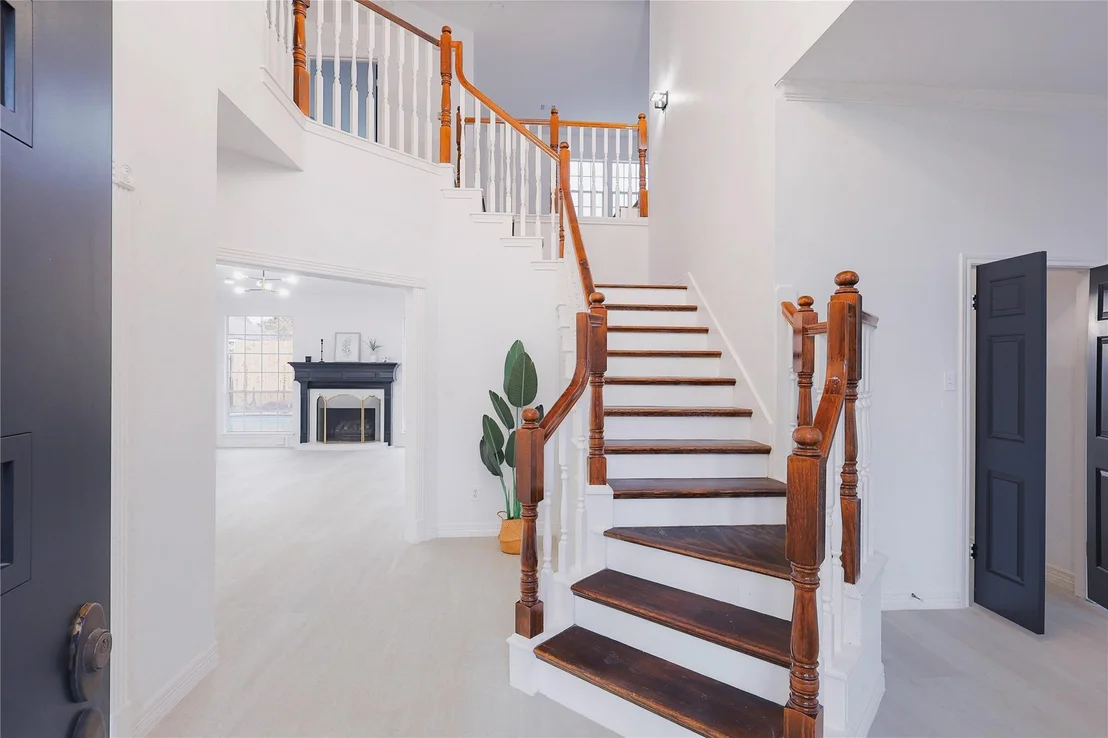 Photo of 17527 Sandy Cliffs Drive