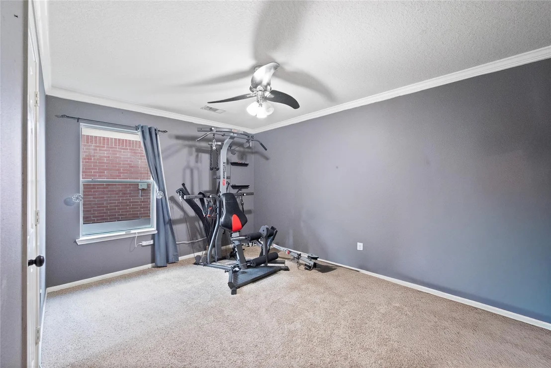 Photo of 723 Far Pines Drive