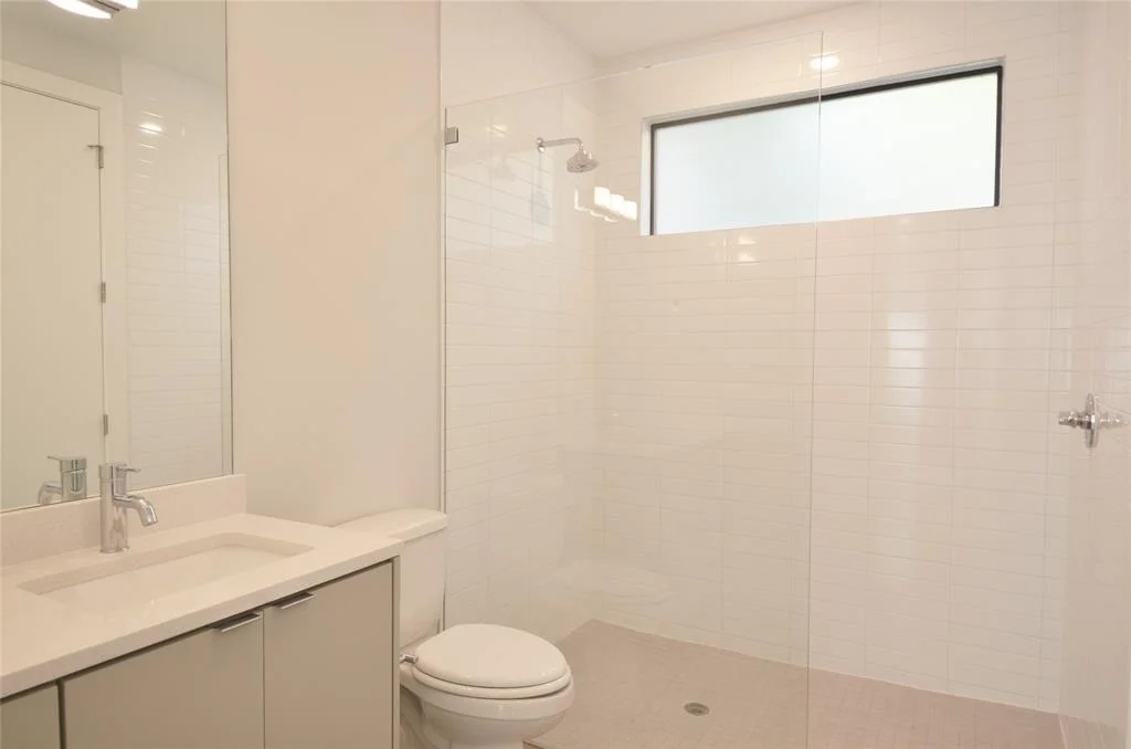 Photo of 2628 Greenbriar Drive